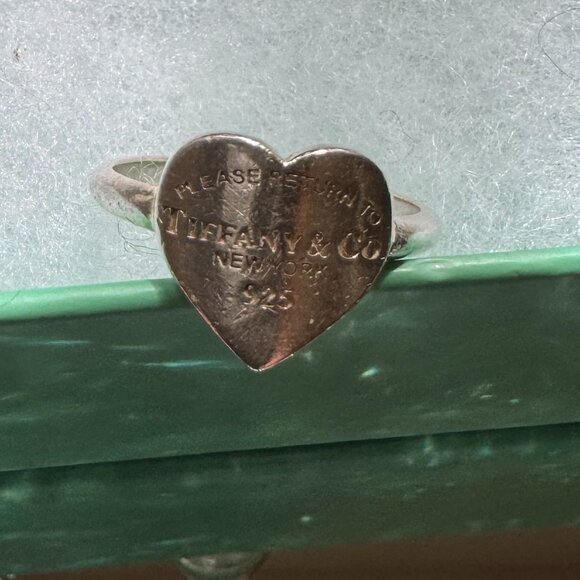 Tiffany & Co. Authentic Vintage Heart Tag Ring Sterling 925 Size 6.5 - Picture 6 of 7